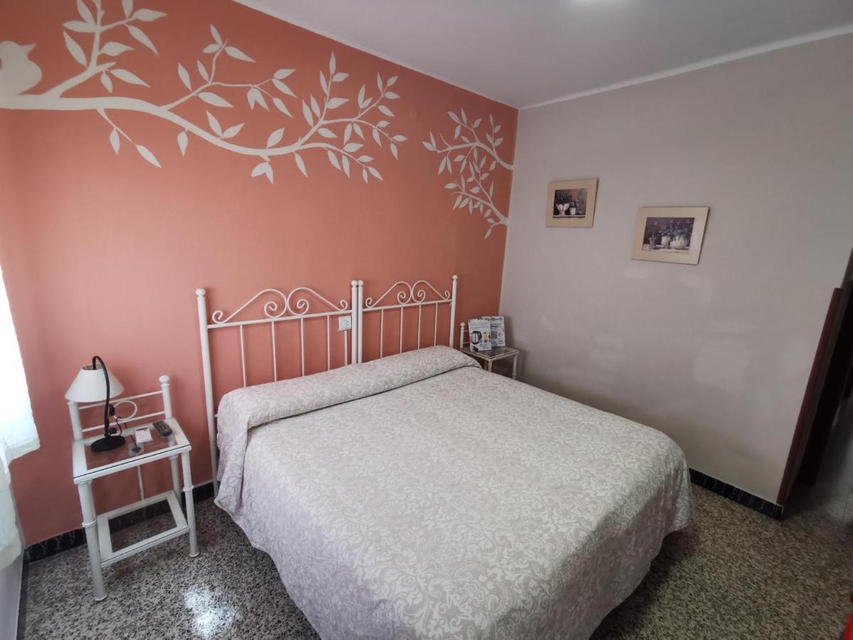 Hostal Senero Меріда Екстер'єр фото
