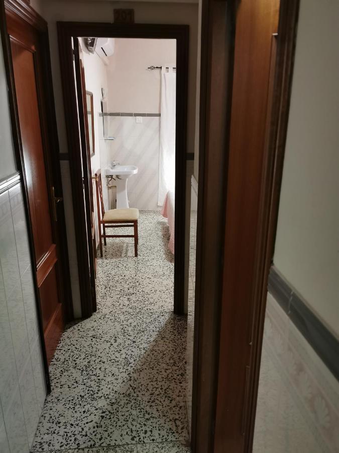 Hostal Senero Меріда Екстер'єр фото